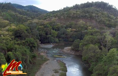 Balneario Las MesetasÂ¨ En El Municipio De MonciÃ³n
