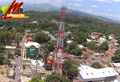 Imagenes Tomadas Desde El Centro De La Ciudad En El Municipio De Moncion 
