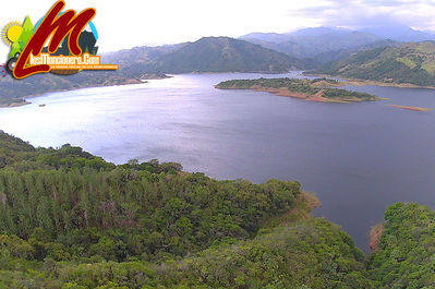 Lago De La Presa De Moncion, Visto Desde Las Alturas De La Comunidad De La Loma Del Tanque En El Municipio De Moncion
Palabras clave: moncion;presamoncion;municipiomoncion;losmoncionero
