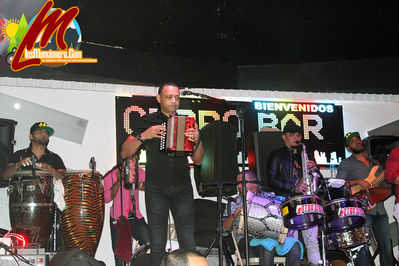 Yovanny Polanco a Casa Llena En El Cerro Bar De Moncion 18-6-2017
