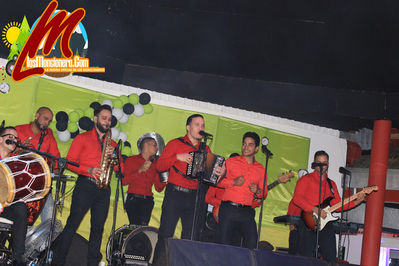 Urbanda Cerro Bar Moncion 28-11-2015
Palabras clave: moncion;losmoncionero.com;vitico;cerro bar;urbanda;musica tipica