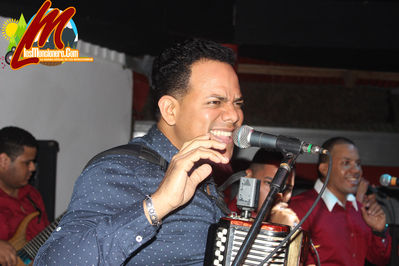 Nixon Roman y Mozart La Para En El Cerro Bar Moncion 02-4-2016
Palabras clave: mozart la para;nixon roman;moncion;cerro bar;losmoncionero;vitico