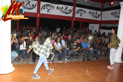 1era Presentacion De Las Candidatas San Antonio 2016
Palabras clave: moncion;presamoncion;losmoncionero;cerrobar;vitico