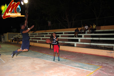 Equipo De Baloncesto Moncionero VisitÃ³ Equipo Del Rubio "Sajoma" La Serie QuedÃ³ 2 X 2 
Palabras clave: moncion;baloncesto;el Rubio;sajoma;vitico;deporte;casabe;losmoncionero.com