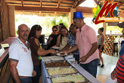 CumpleaÃ±os De Jose Espinal "Alcalde De Municipio De Moncion" 16-9-2015
Palabras clave: jose espinal;alcalde;municipio moncion;vitico;losmoncionero;cerro bar