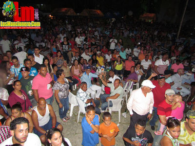 David Kada Parque De Moncion 13-6-2015
Palabras clave: david kada;david Amparo;salsa,patronales moncion;san antonio de padua;vitico;mocionero.com;losmoncionero