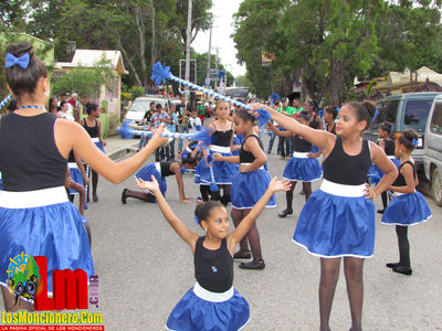 Desfile Patronales San Antonio 2015 MonciÃ³n
Palabras clave: desfile;patronales san antonio;moncion;vitico;losmoncionero.com;casabe;guaraguano;municipio Moncion