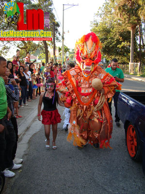 Carnaval Moncion 2015
Palabras clave: carnaval;moncion;2015;vitico;losmoncionero.com;mocionero