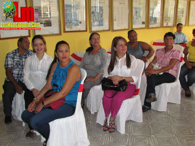 AsociaciÃ³n de trabajadores pÃºblicos de la alcaldÃ­a municipal de MonciÃ³n celebran dÃ­a de las madres a trabajadoras 
Palabras clave: moncion;alcalde;jose espinal;vitico;losmoncionero.com