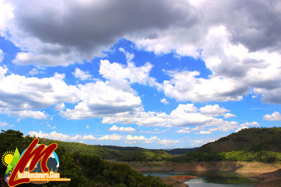 Presa De Moncion Vista Desde Cercadillo Moncion 18-8-2015
Palabras clave: moncion;presa;los cacaos;vitico;losmoncionero.com;moncion;casabe;villa de los pinares;cerro bar