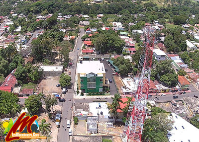 Imagenes Tomadas Desde El Centro De La Ciudad En El Municipio De Moncion 
