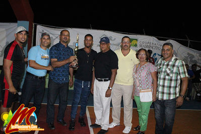 Carlos Delgado Equipo De Barrio Nuevo - Lider En Puntos - Final 8va Copa Baloncesto Moncionero 2016 , Equipo De Cepillo Campeon - Las Flores Sub Campeon y Entrega De Trofeos a Jugadores Destacados Del Torneo
