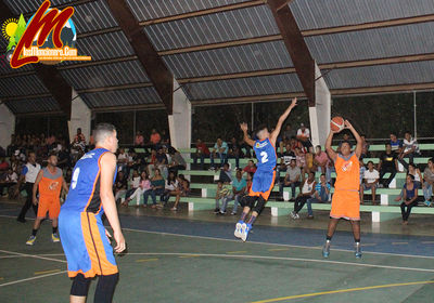 Sigue Con Ã‰xito 9no Torneo Baloncesto Moncionero entre los equipos 
