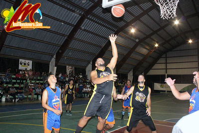 Proyecto Gana Su Primer Partido De La Semi Final 92- 81 al Equipo De Barrio Nuevo, Serie Empatada 1-1 , El Que Gane El PrÃ³ximo Juego Pasa a La Gran Final Con El Equipo De Las Flores En La 9na Copa Del Baloncesto Moncionero.
