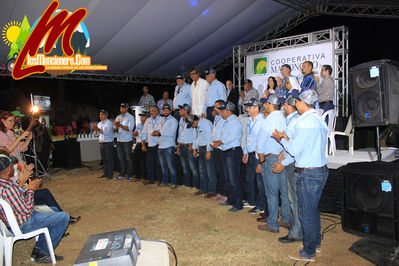 Expo MontaÃ±a Moncion 2015 Del 3 Al 6-12-2015
Palabras clave: Expo MontaÃ±a;Moncion 2015;Del 3 Al 6-12-2015;losmoncionero;banda real;maridalia Hernandez;la diva;vitico;cerro bar;cooperativa mamoncito