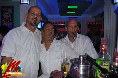 CumpleaÃ±os De Elizabeth En Limite Club Drink MonciÃ³n - 21-12-2015
Palabras clave: moncion;vitico;municipiomoncion;losmoncionero;limite club,drink;cerro bar;cumpleaÃ±os