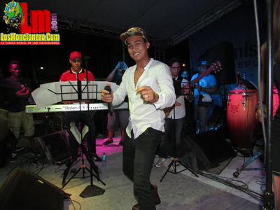 David Kada Parque De Moncion 13-6-2015
Palabras clave: david kada;david Amparo;salsa,patronales moncion;san antonio de padua;vitico;mocionero.com;losmoncionero