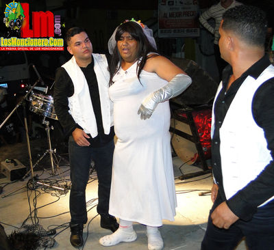 Humor Y Musica Tipica Patronales 2014
Palabras clave: moncion;patronales 2014;vitico;losmoncionero.com;Humor;musica tipica